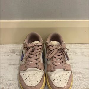 Nike dunk low "pink oxford"